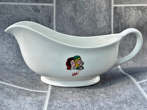 Vintage ceramic pottery gravy - vintage,