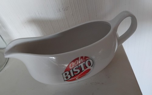 Bisto white ceramic gravy
